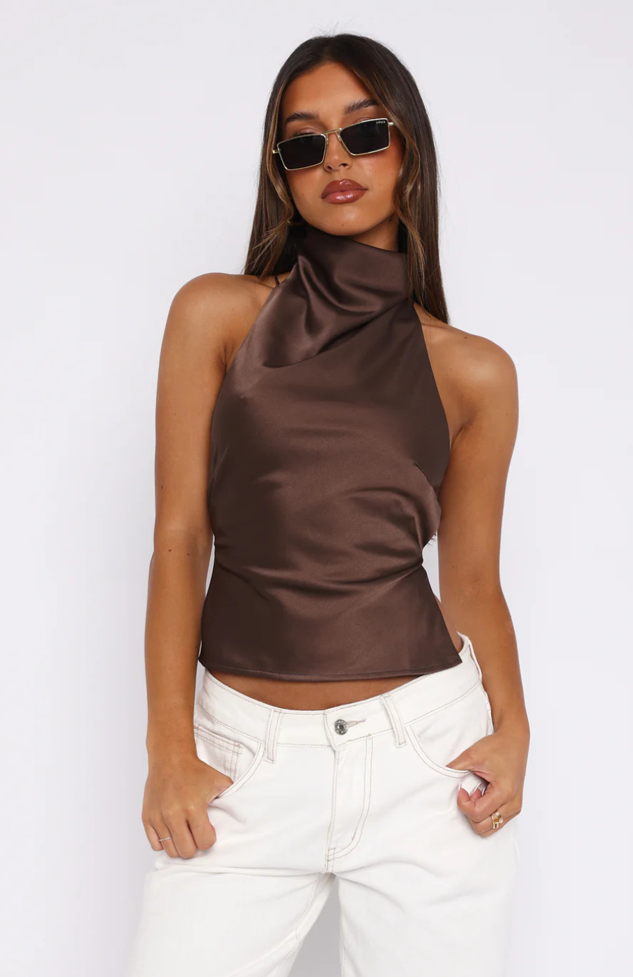 TOP satinado espalda descubierta Marrón