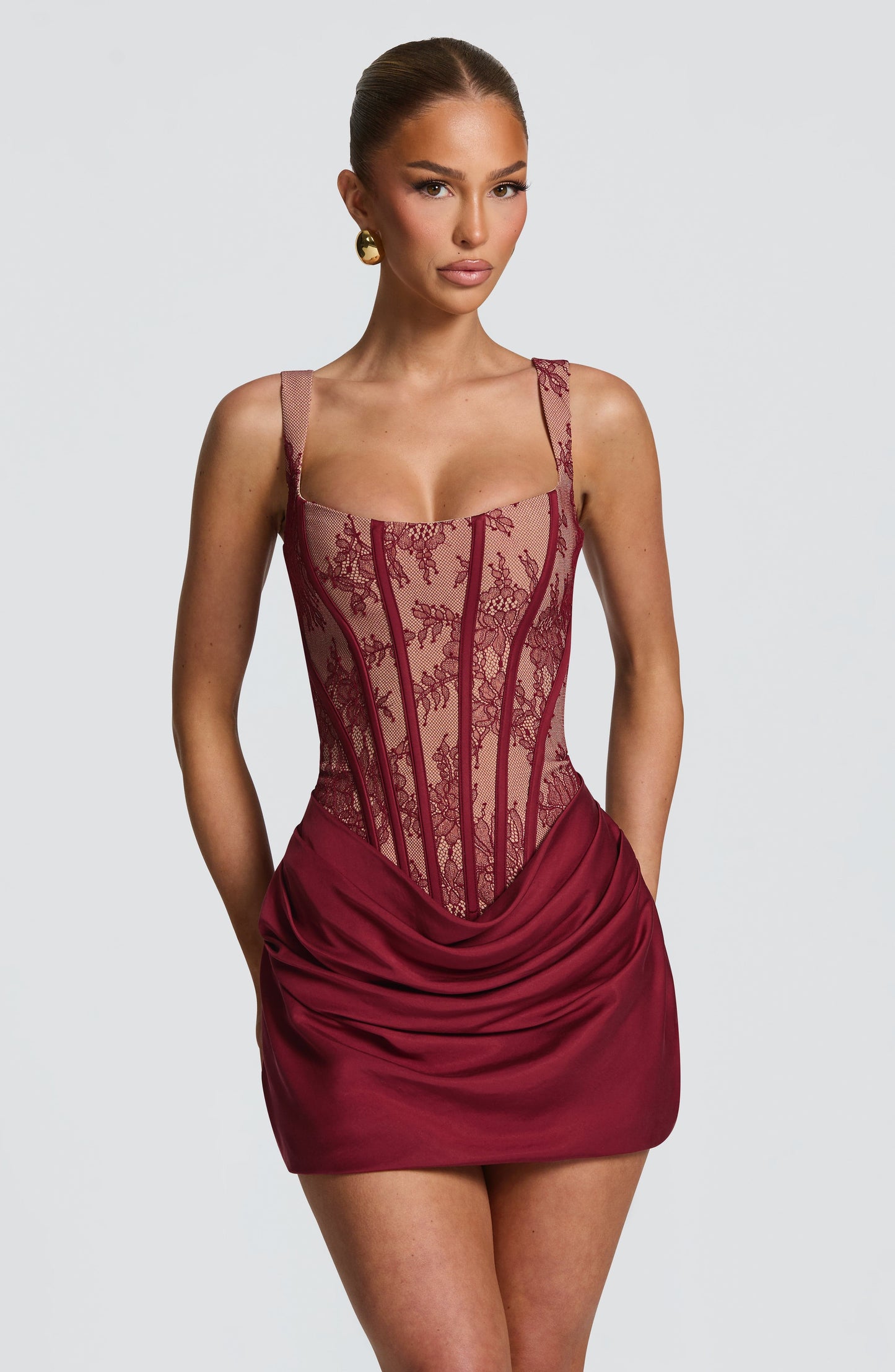 Vestido Cornelia Encaje Burdeos