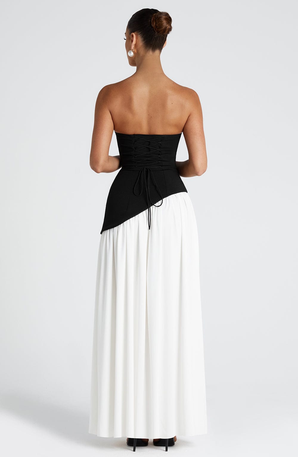 Vestido Maliyah Blanco y Negro
